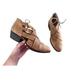 Coconuts By Matisse Faux Leather Cross Straps Booties Women 10 Tan Roman Western